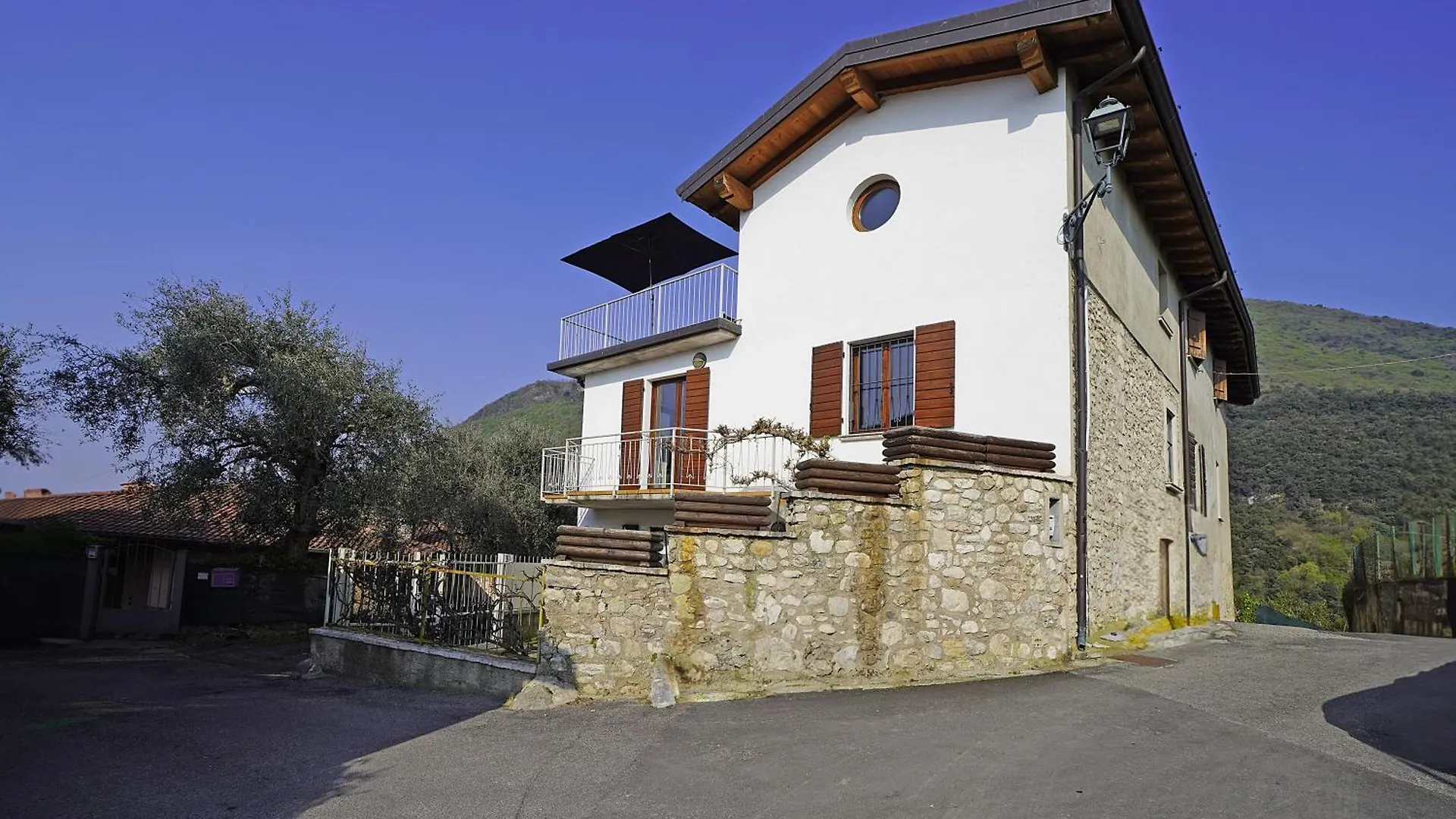 Samuel House - Lake View Traditional Italy Toscolano Maderno Italie